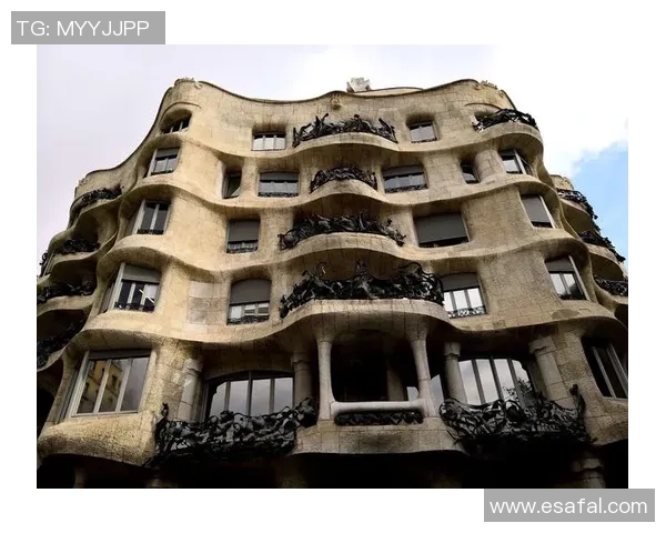 西班牙足球明星的壮丽人生与辉煌成就揭秘 西班牙足球明星的壮丽人生与辉煌成就揭秘